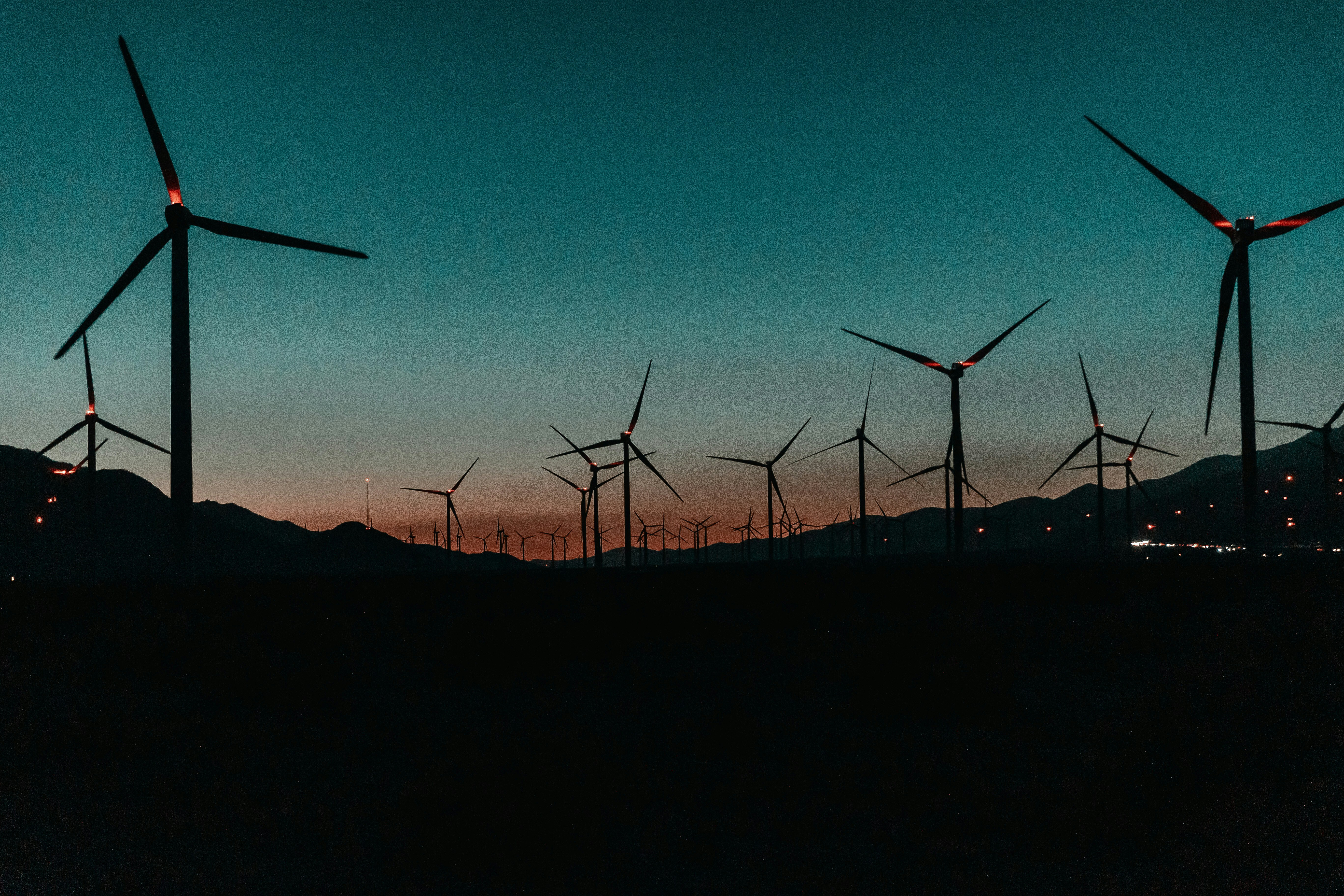 Innovative Financing for Africa's Energy Transition Unlocks Renewables and Growth